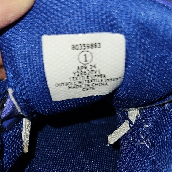 US Sports Kid Violet Blue White Slip-on Velcro Strap Stretchy Lace Sneakers Sz1 - Picture 7 of 8